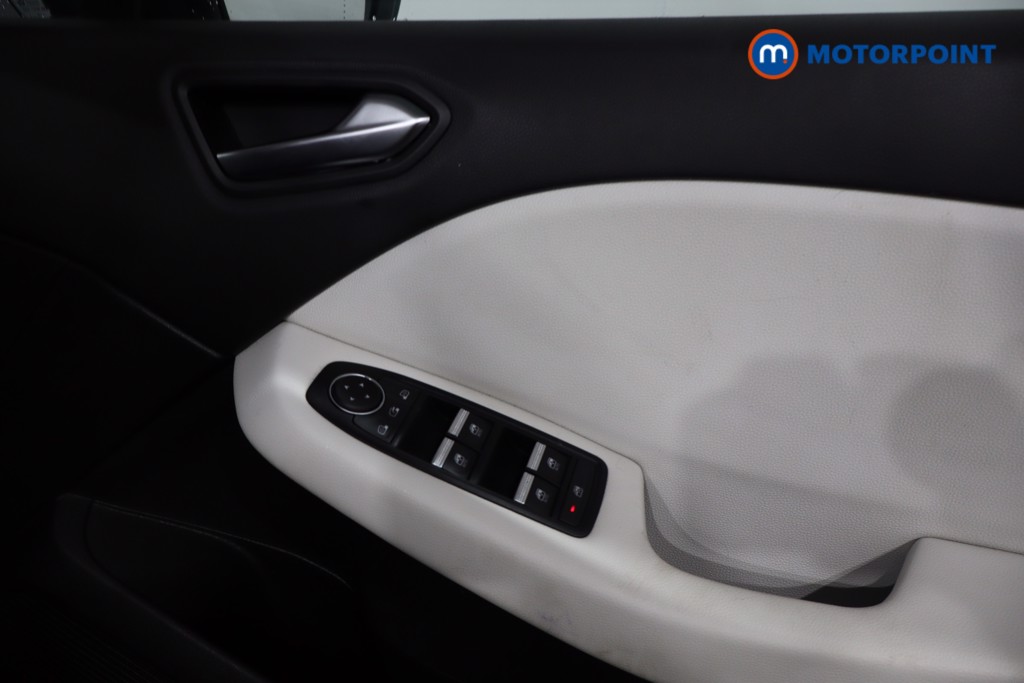 Used Renault Clio 2019 for sale - 77628377: Photo 31