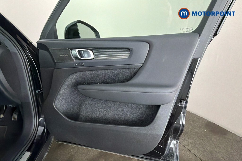 Used Volvo XC40 2023 for sale - 78159520: Photo 24