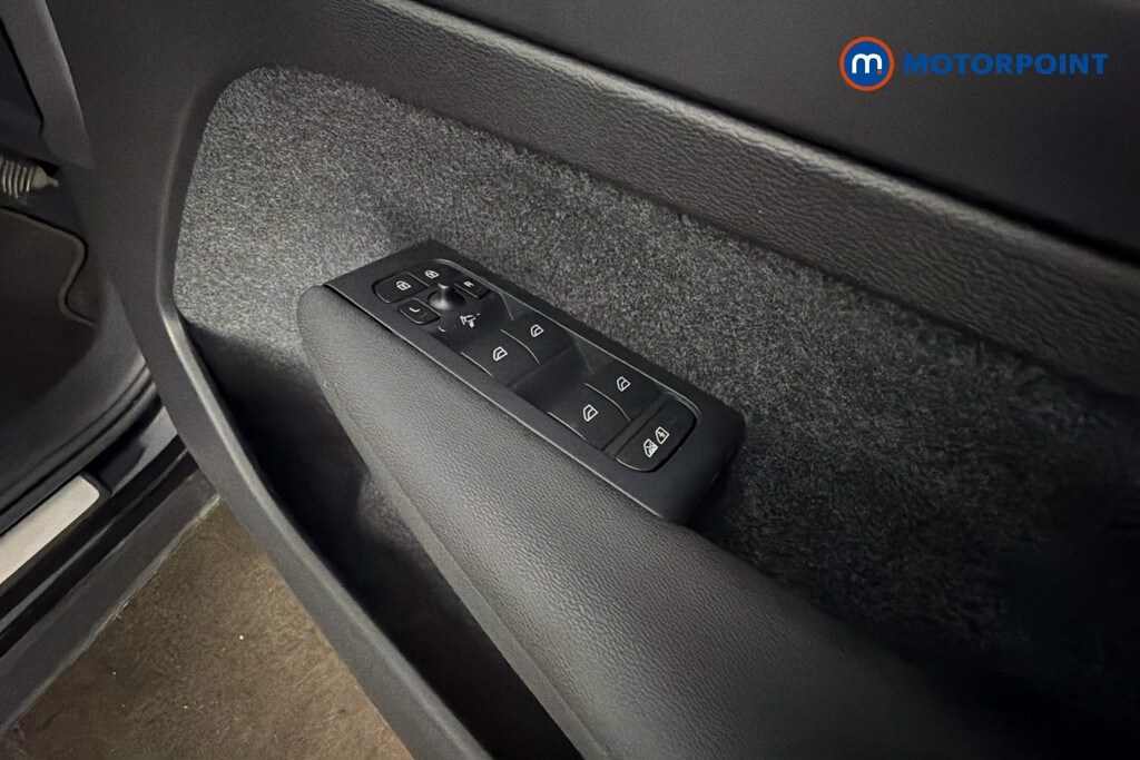 Used Volvo XC40 2023 for sale - 78159520: Photo 25