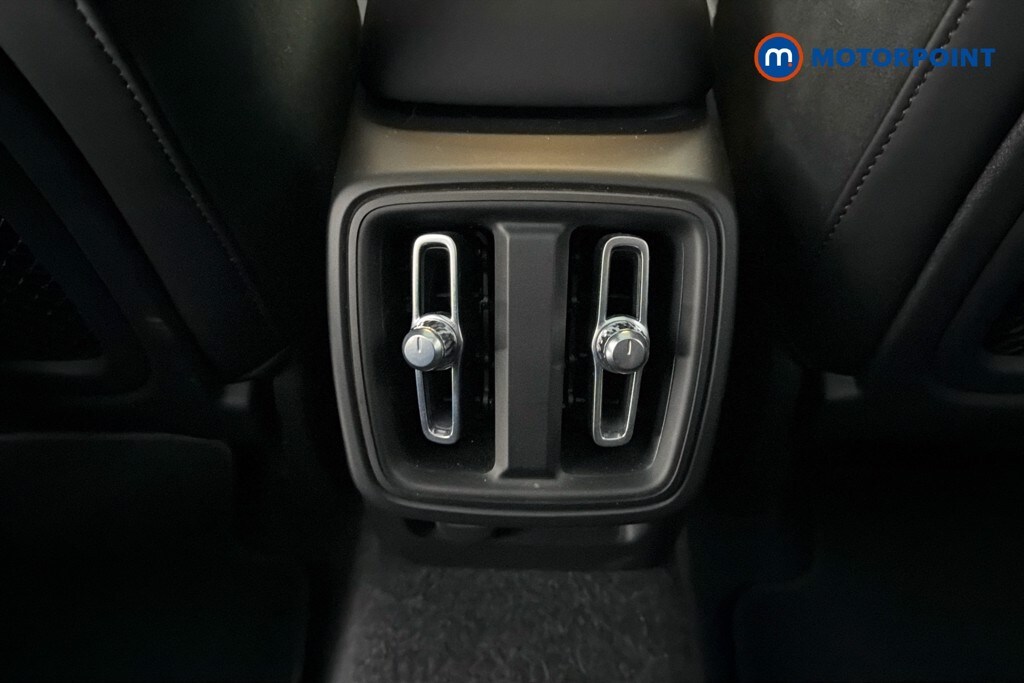 Used Volvo XC40 2023 for sale - 78159520: Photo 32