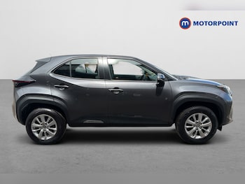 Used Toyota Yaris Cross 2025 for sale - 79405037: Photo