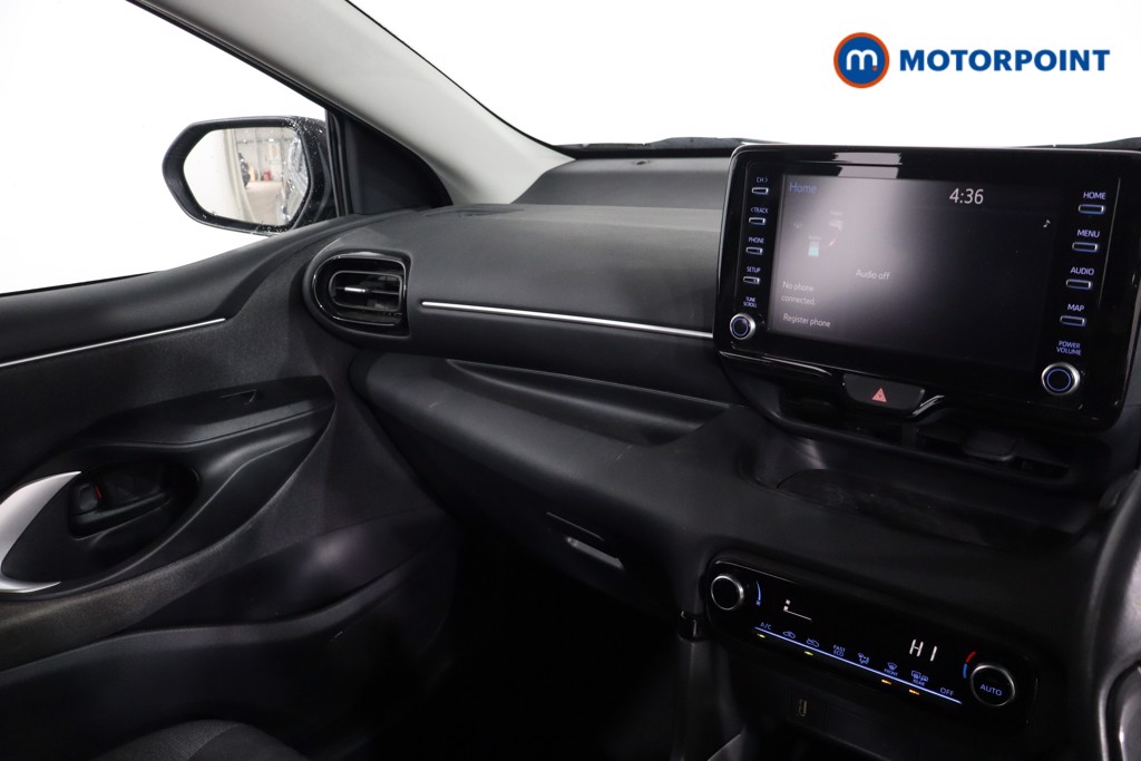 Used Toyota Yaris 2020 for sale - 77631257: Photo 11