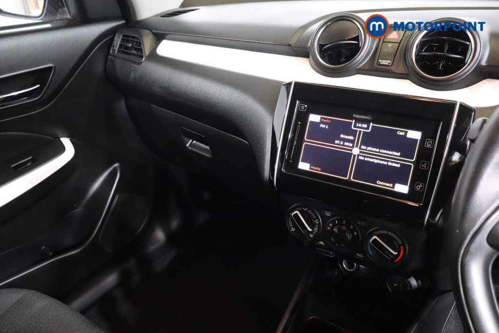 Used Suzuki Swift 2018 for sale - 77674900: Photo 11