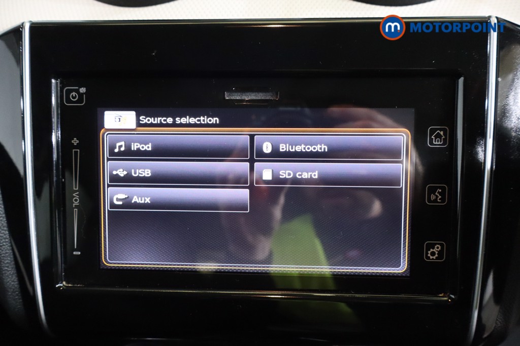 Used Suzuki Swift 2018 for sale - 77674900: Photo 15