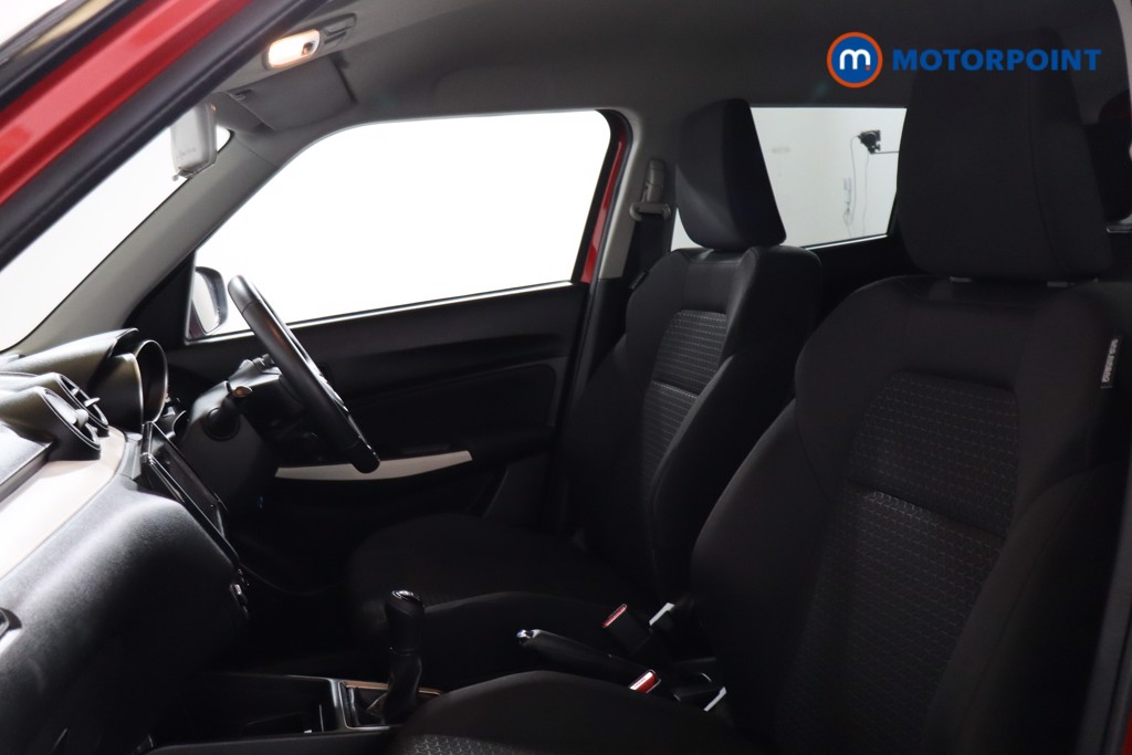 Used Suzuki Swift 2018 for sale - 77674900: Photo 24