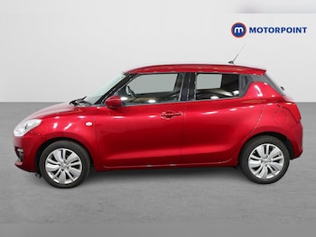 Used Suzuki Swift 2018 for sale - 77674900: Photo
