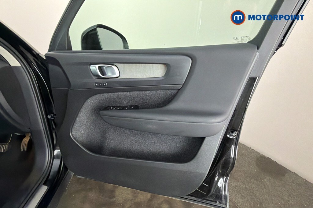 Used Volvo XC40 for sale - 78103734: Photo 24