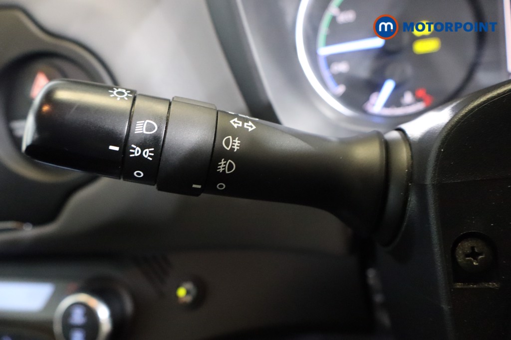 Used Toyota Yaris 2018 for sale - 76131682: Photo 23