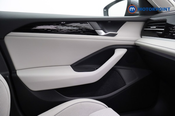 Used Volkswagen Passat 2025 for sale - 76222770: Photo 15