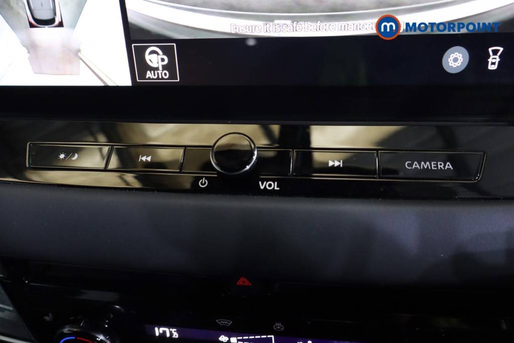 Used Nissan Qashqai for sale - 76554700: Photo 21