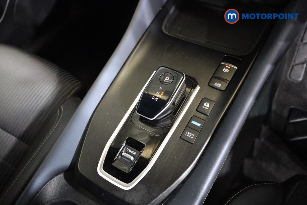 Used Nissan Qashqai for sale - 76554700: Photo 23