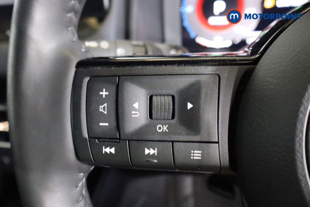 Used Nissan Qashqai for sale - 76554700: Photo 24