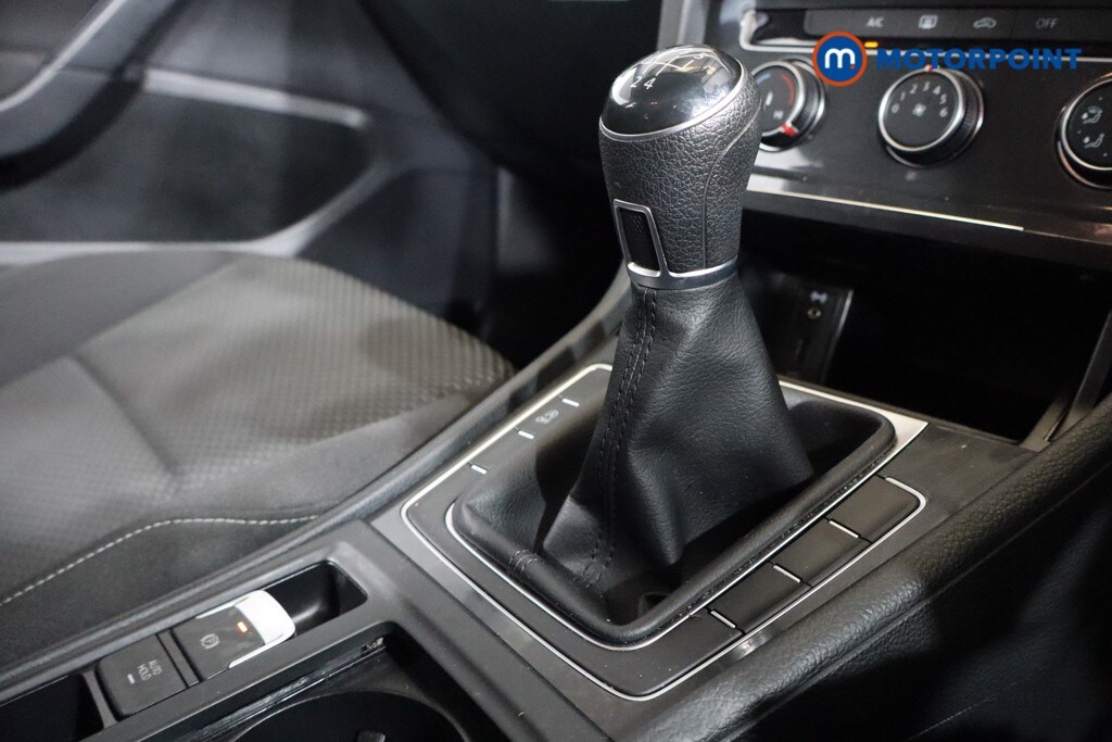 Used Volkswagen Golf 2017 for sale - 76628315: Photo 16