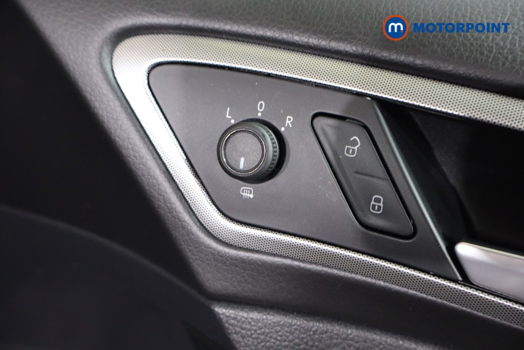 Used Volkswagen Golf 2017 for sale - 76628315: Photo 19