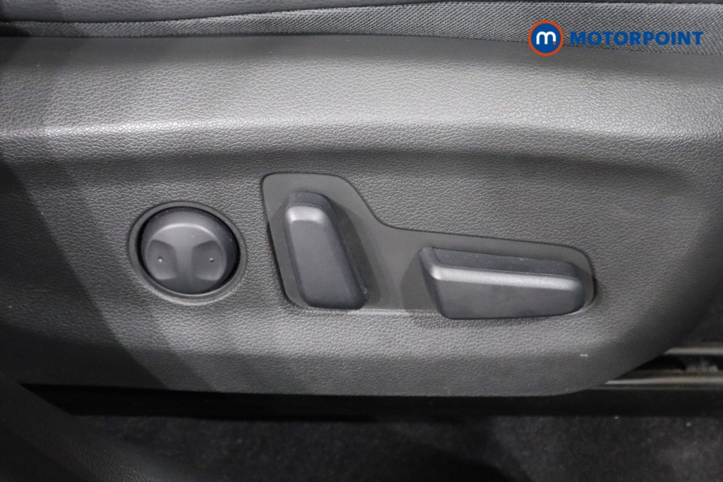 Used Hyundai KONA 2020 for sale - 77013811: Photo 35