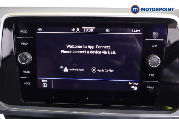 Used Volkswagen T-Roc 2023 for sale - 76255598: Photo 17