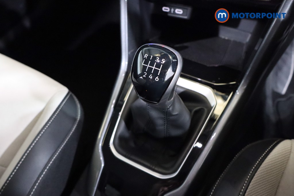 Used Volkswagen T-Roc 2023 for sale - 76255598: Photo 20