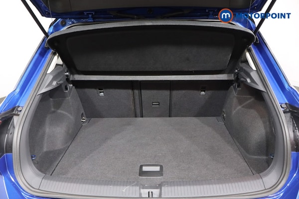 Used Volkswagen T-Roc 2023 for sale - 76255598: Photo 31