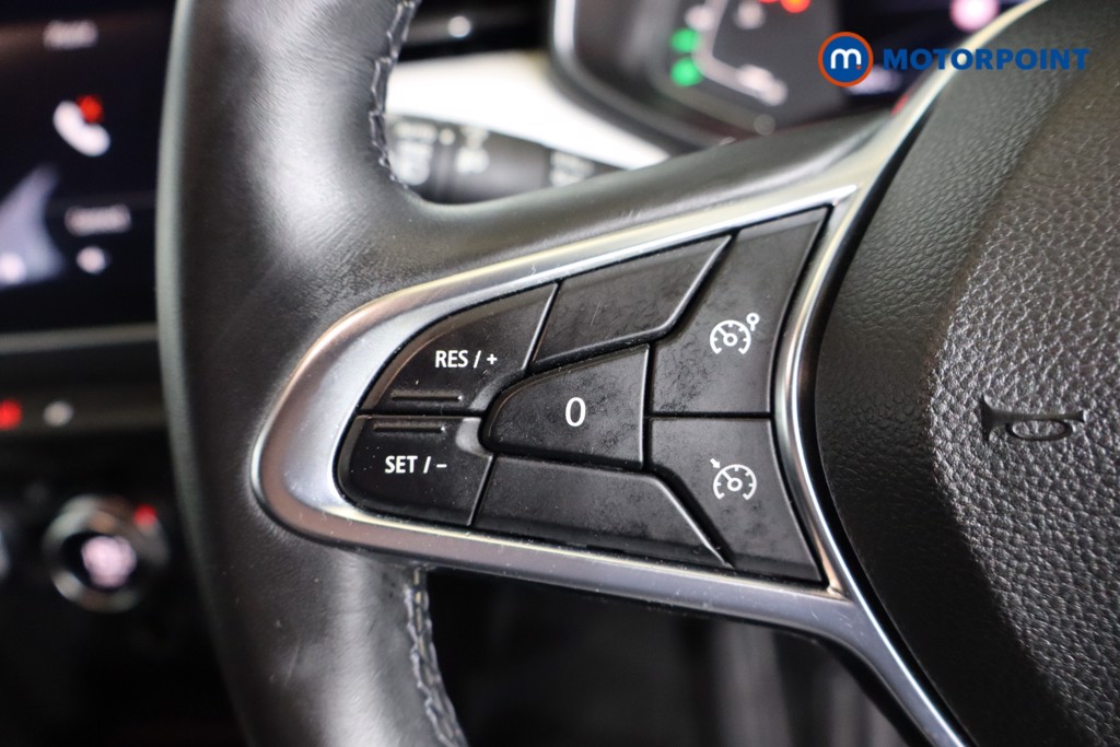 Used Renault Clio 2021 for sale - 76362343: Photo 21