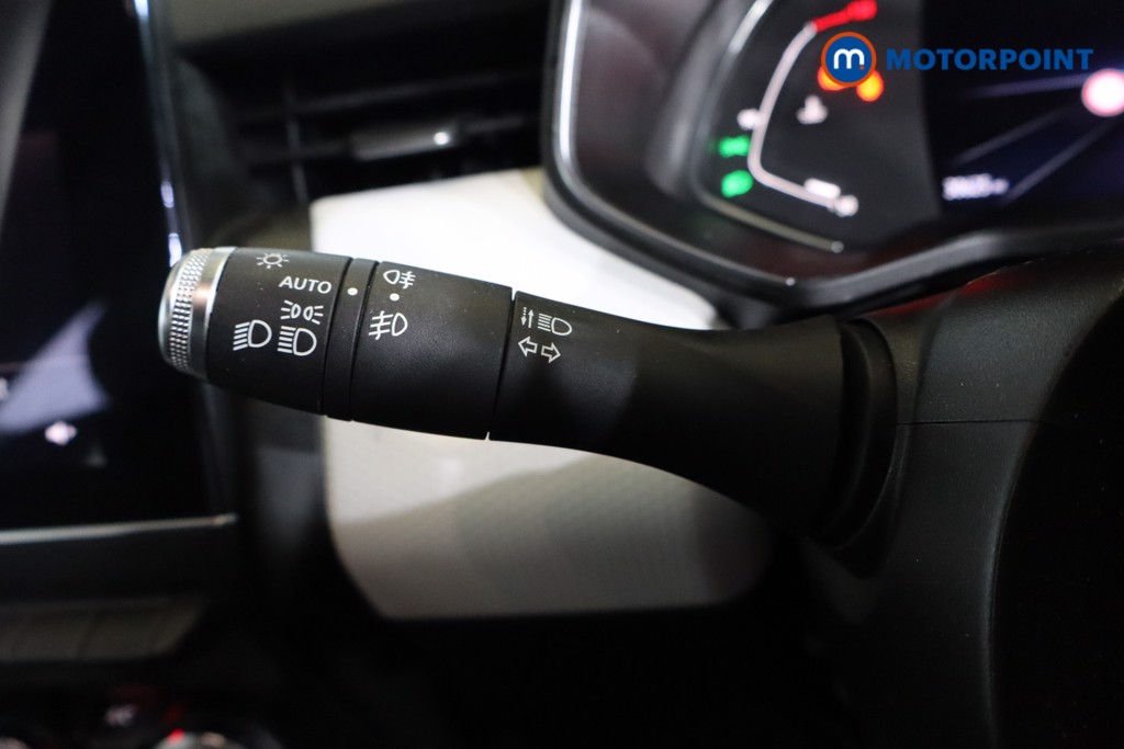 Used Renault Clio 2021 for sale - 76362343: Photo 23