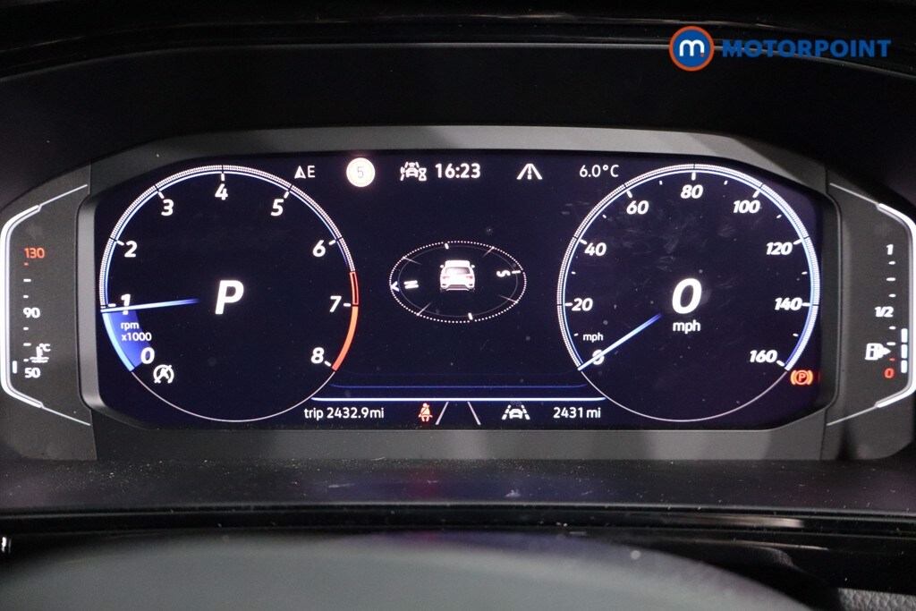 Used Volkswagen T-Roc 2025 for sale - 77997936: Photo 10