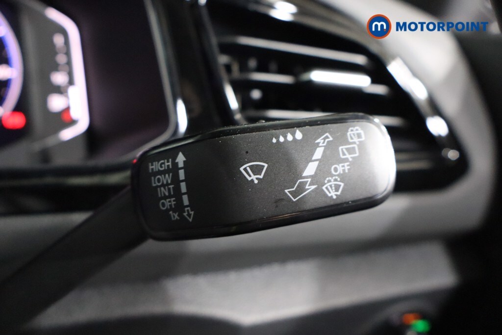 Used Volkswagen T-Roc 2025 for sale - 77997936: Photo 14