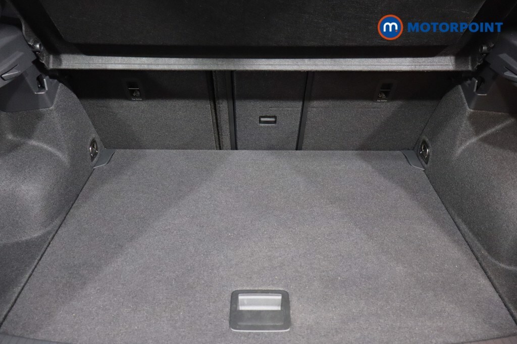 Used Volkswagen T-Roc 2025 for sale - 77997936: Photo 27