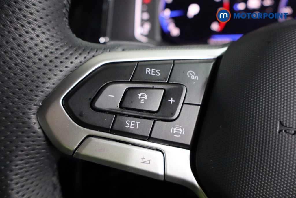 Used Volkswagen T-Roc 2025 for sale - 77312848: Photo 11