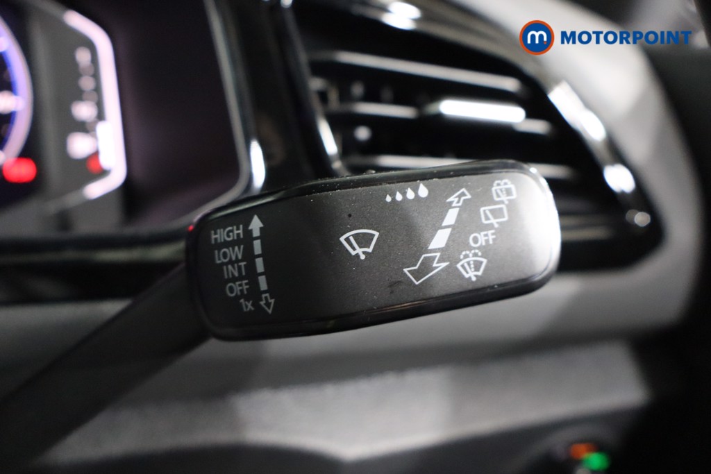 Used Volkswagen T-Roc 2025 for sale - 77312848: Photo 14