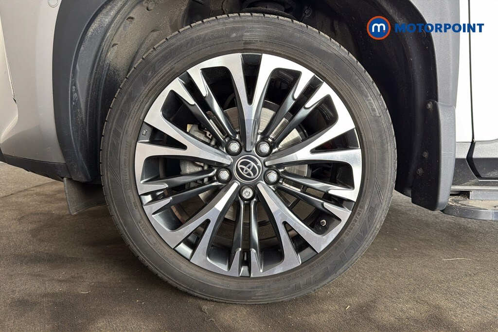 Used Toyota Yaris Cross 2023 for sale - 77989359: Photo 41