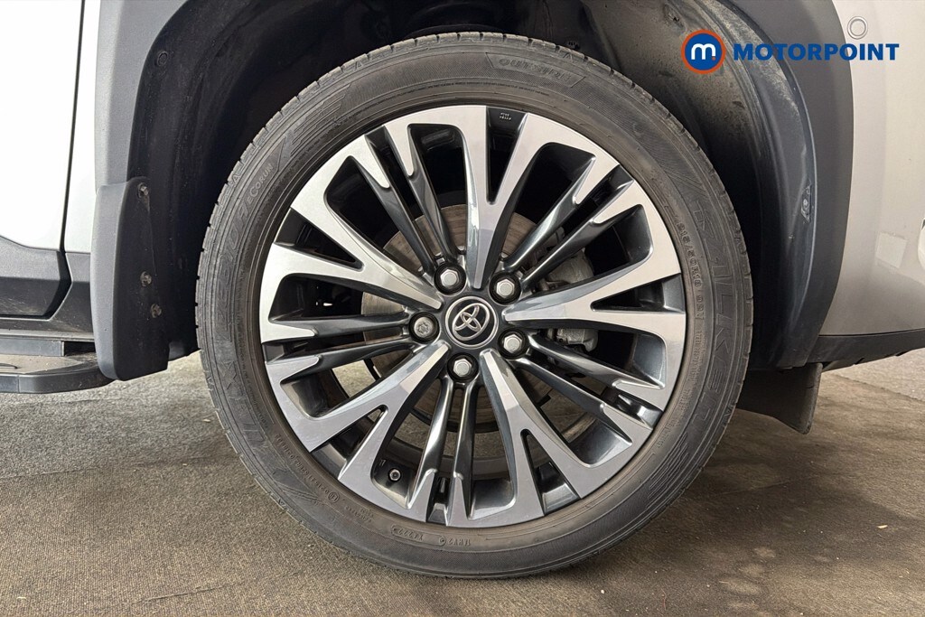 Used Toyota Yaris Cross 2023 for sale - 77989359: Photo 44