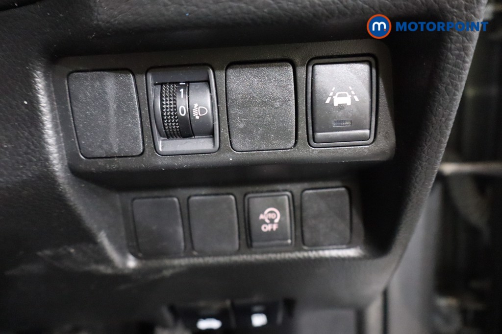 Used Nissan Qashqai 2018 for sale - 76692207: Photo 24