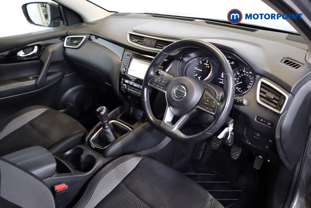 Used Nissan Qashqai 2018 for sale - 76692207: Photo 9
