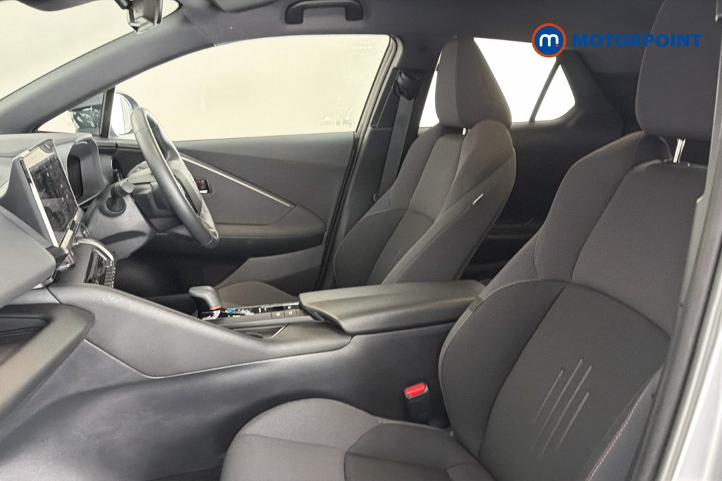 Used Toyota C-HR 2024 for sale - 78067753: Photo 25