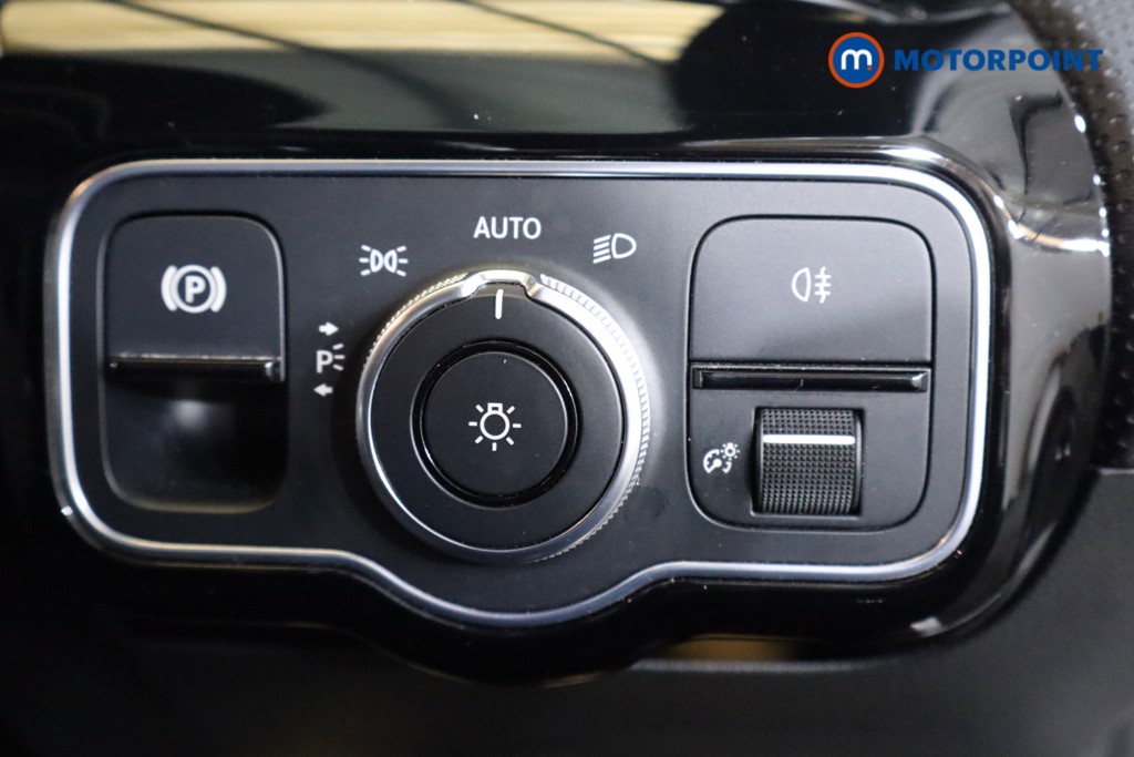 Used Mercedes-Benz A-Class 2020 for sale - 76278813: Photo 20