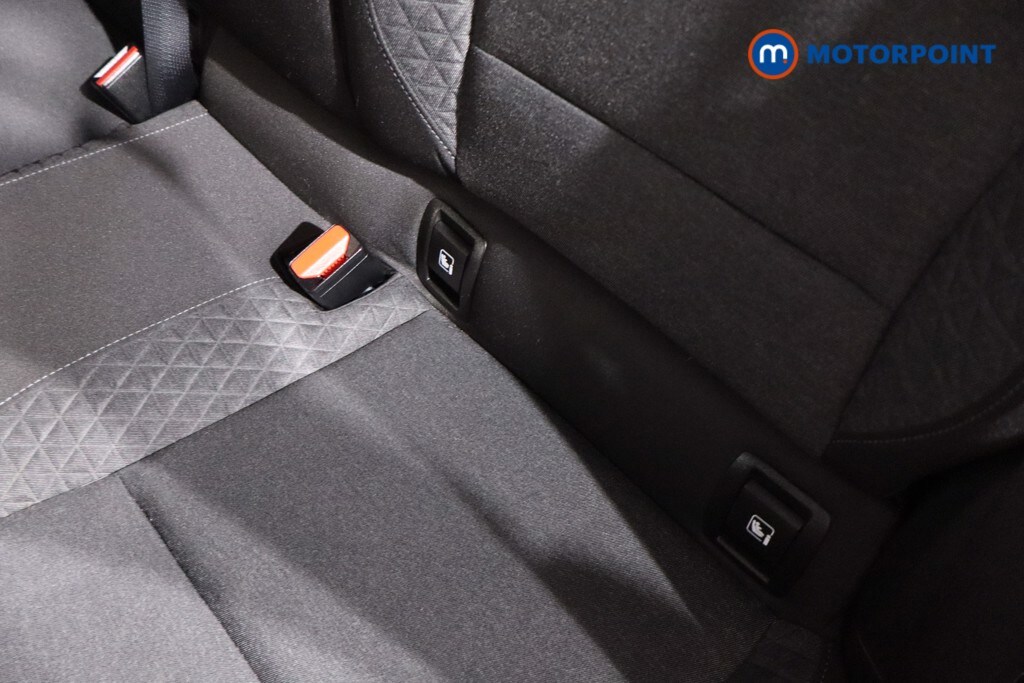 Used Renault Clio for sale - 77364689: Photo 31