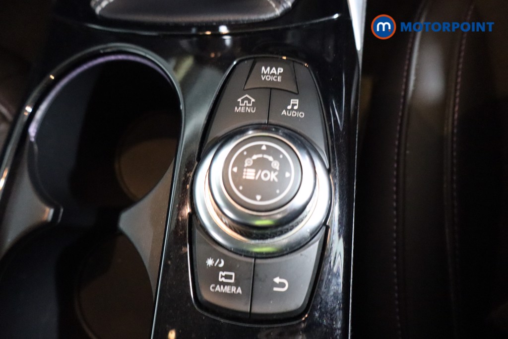 Used Infiniti Q30 2016 for sale - 76355805: Photo 22
