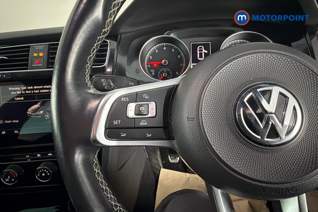 Used Volkswagen Golf 2017 for sale - 77914205: Photo 14