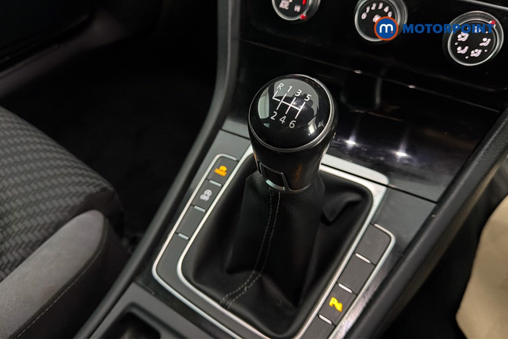 Used Volkswagen Golf 2017 for sale - 77914205: Photo 23