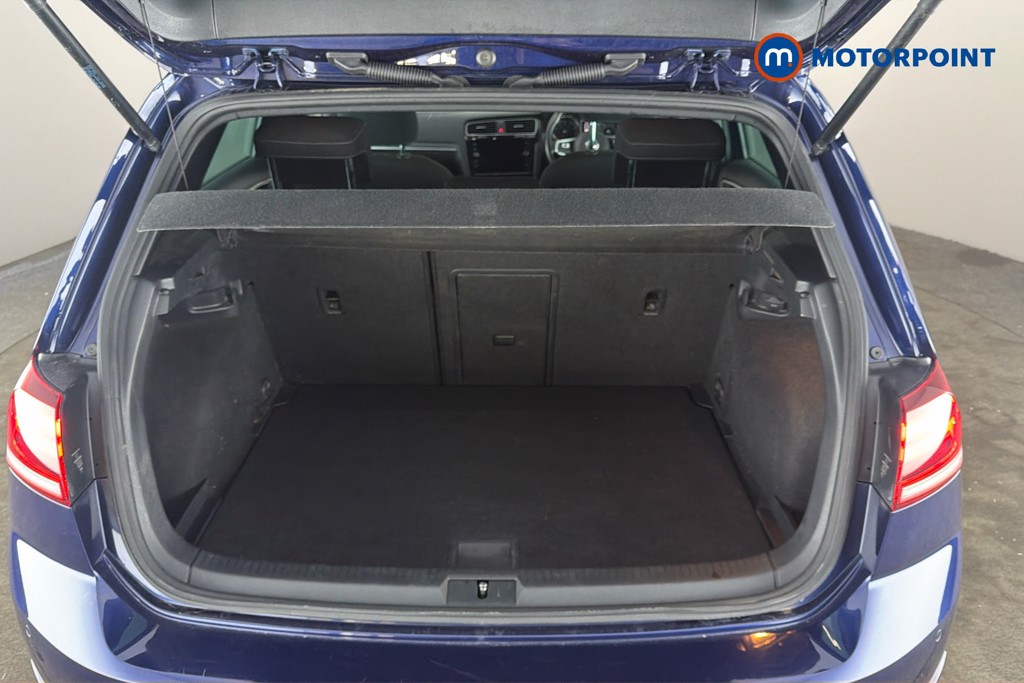 Used Volkswagen Golf 2017 for sale - 77914205: Photo 6