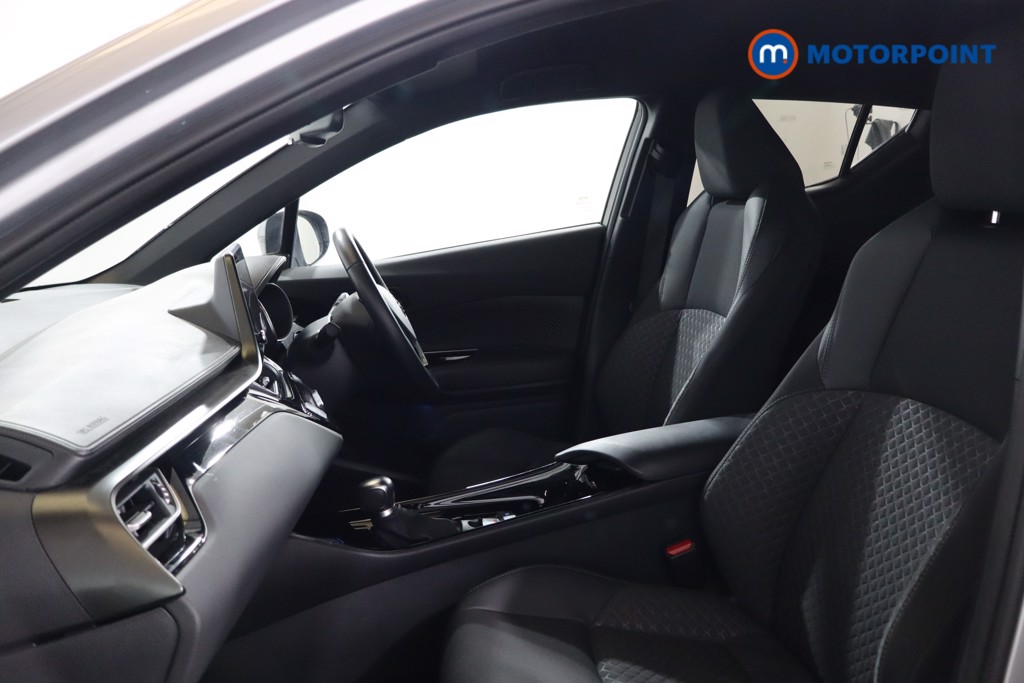 Used Toyota C-HR 2022 for sale - 76557600: Photo 17