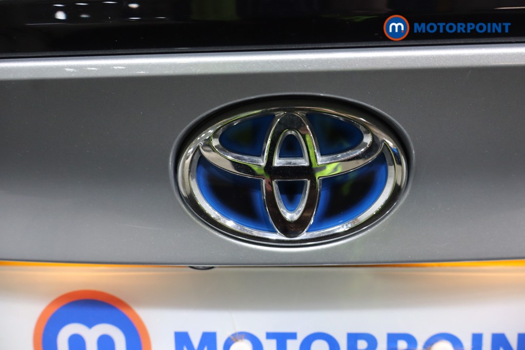 Used Toyota C-HR 2022 for sale - 76557600: Photo 24