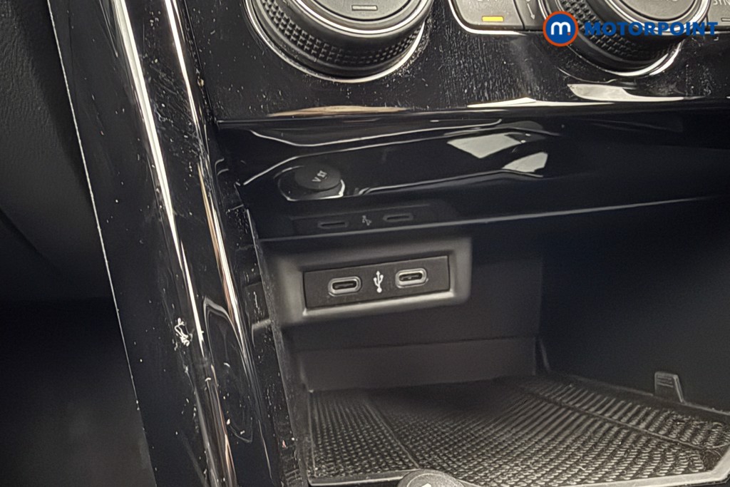 Used Volkswagen T-Roc 2021 for sale - 76412974: Photo 21