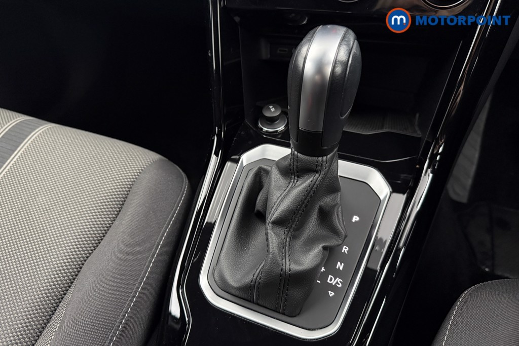 Used Volkswagen T-Roc 2021 for sale - 76412974: Photo 22