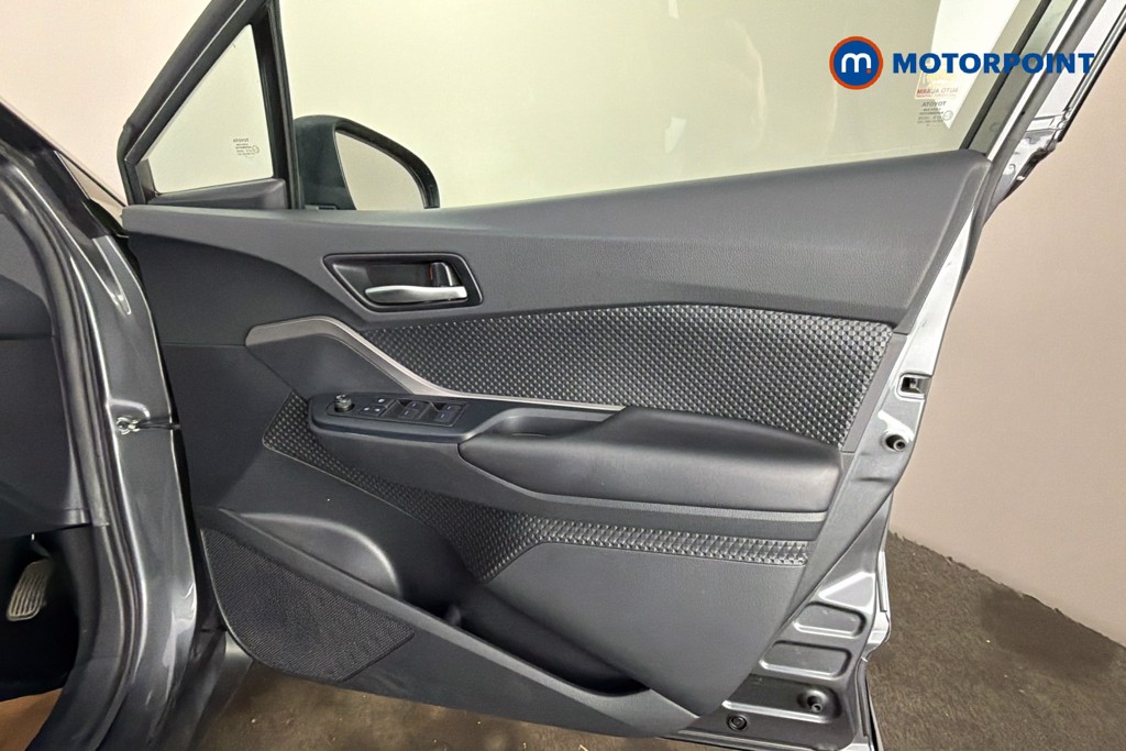 Used Toyota C-HR 2020 for sale - 78162922: Photo 22