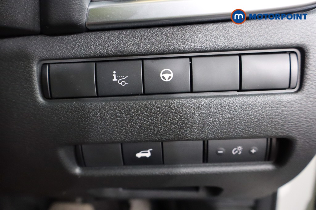 Used Nissan X-Trail 2024 for sale - 76113090: Photo 27