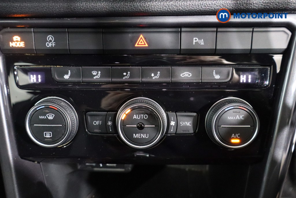 Used Volkswagen T-Roc 2021 for sale - 77006243: Photo 21