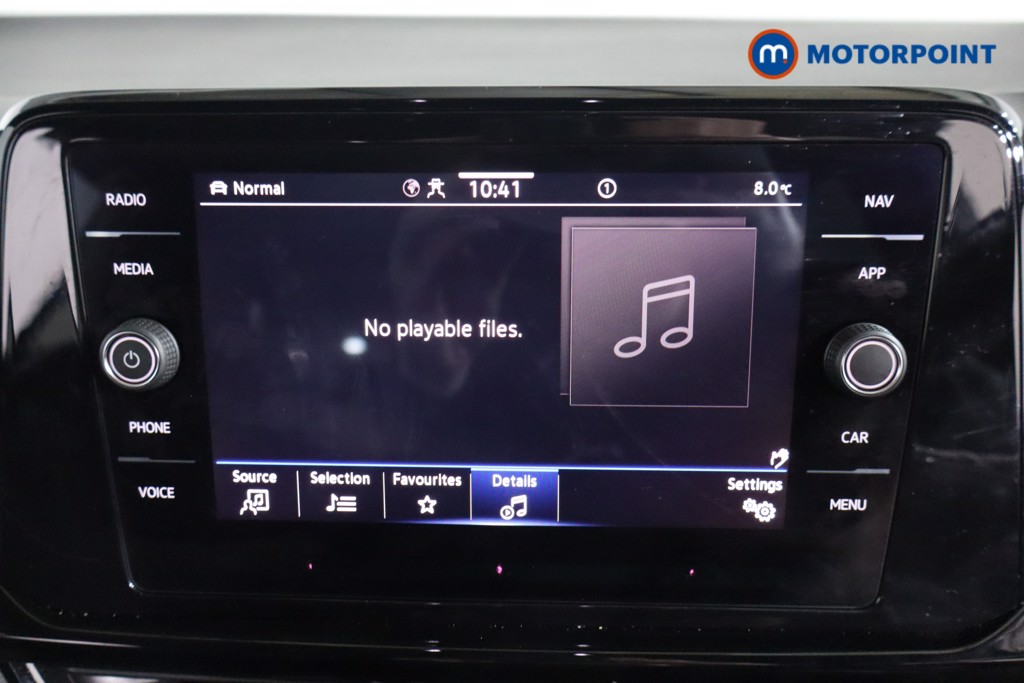 Used Volkswagen T-Roc for sale - 77318549: Photo 14