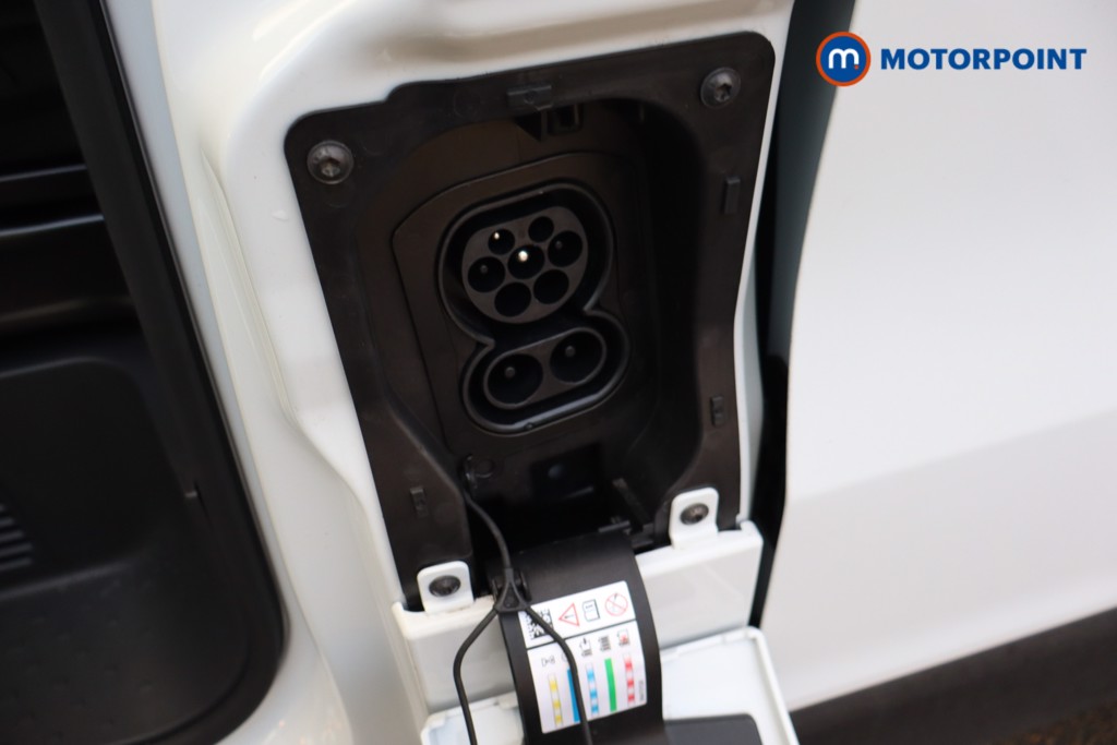 Used Renault Trafic 2025 for sale - 77128422: Photo 30