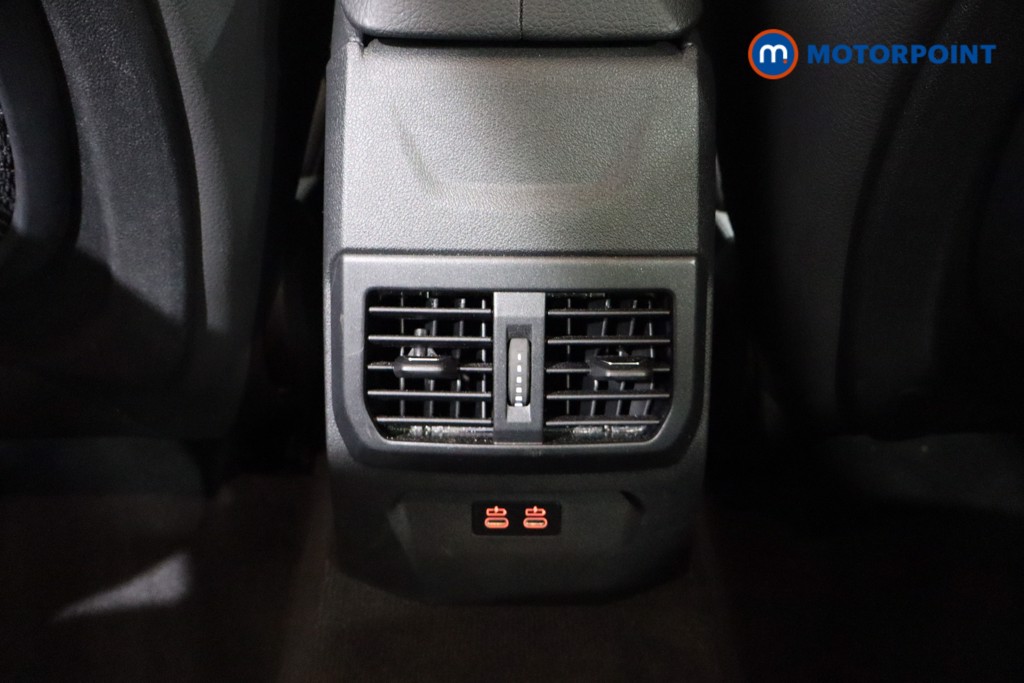 Used BMW 1 Series 2024 for sale - 76362325: Photo 30